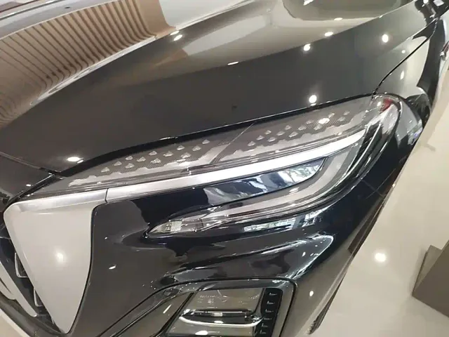 Hongqi HS3 PHEV — Фото автомобиля 23