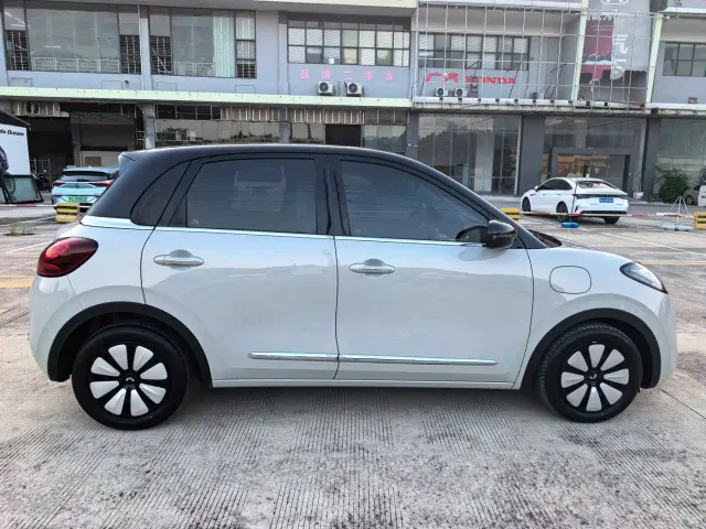 Wuling Bingo — Фото автомобиля 6