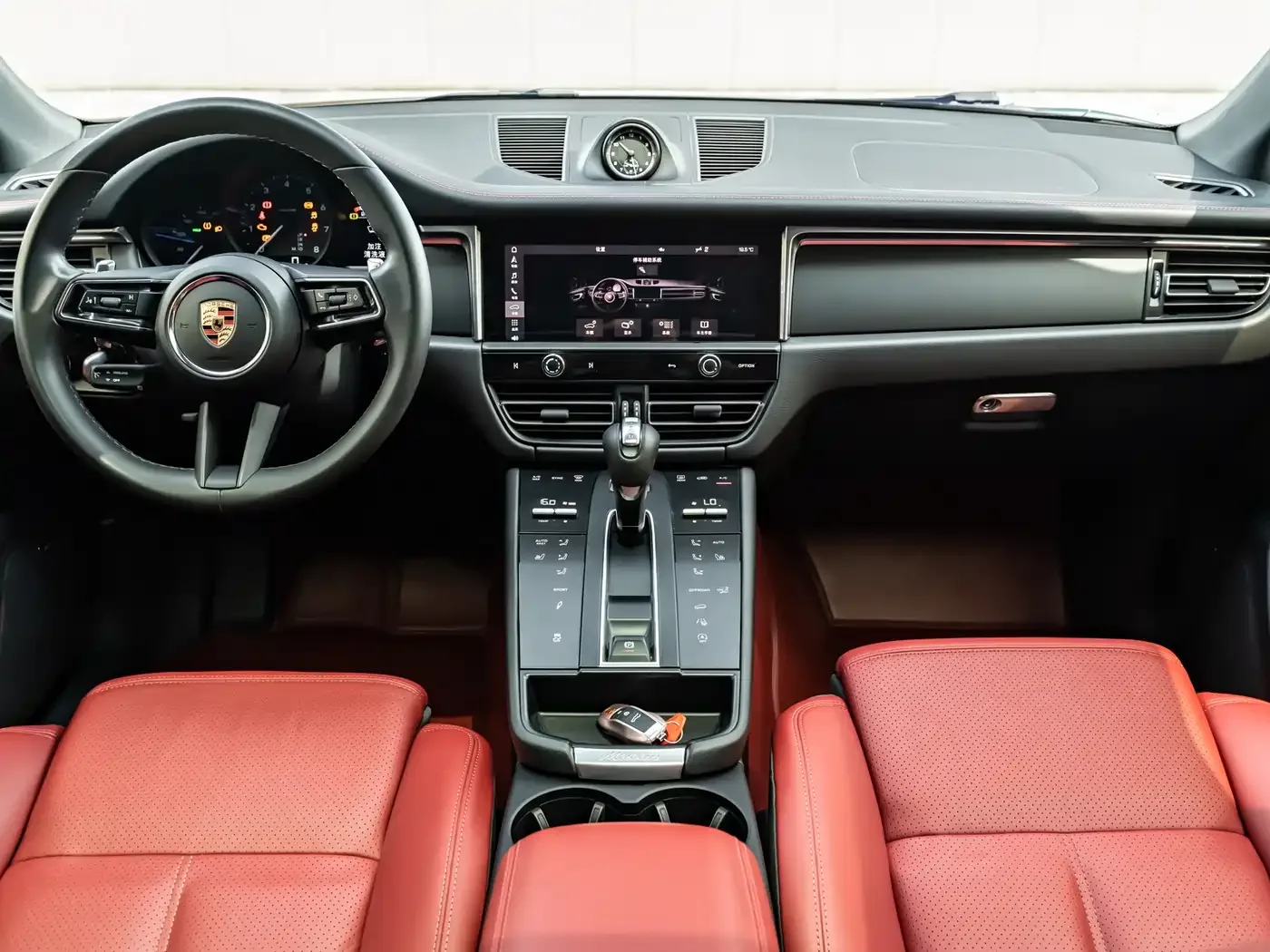 Porsche Macan 2023 Macan 2.0T — Фото автомобиля 20