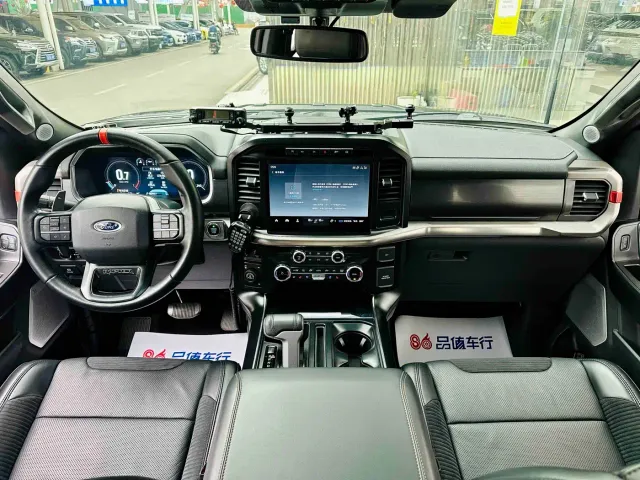 Ford F-150 Raptor — Фото автомобиля 6