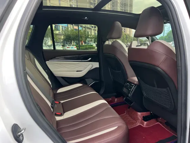 Geely Xingyue L — Фото автомобиля 21
