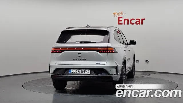 Renault-KoreaSamsung Grand Koleos Grand Koleos — Фото автомобиля 3