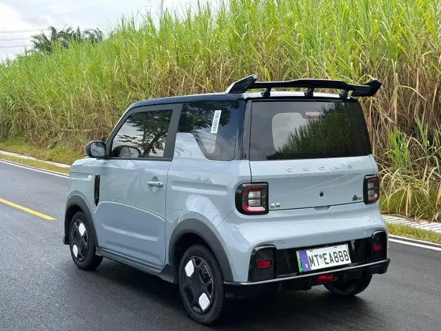 Geely Panda — Фото автомобиля 9