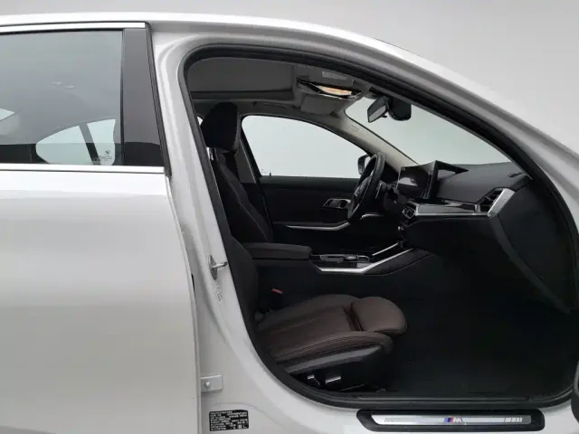 BMW 3 Series — Фото автомобиля 23
