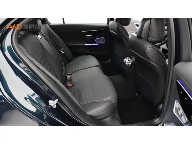 Mercedes-Benz C-Class — Фото автомобиля 8