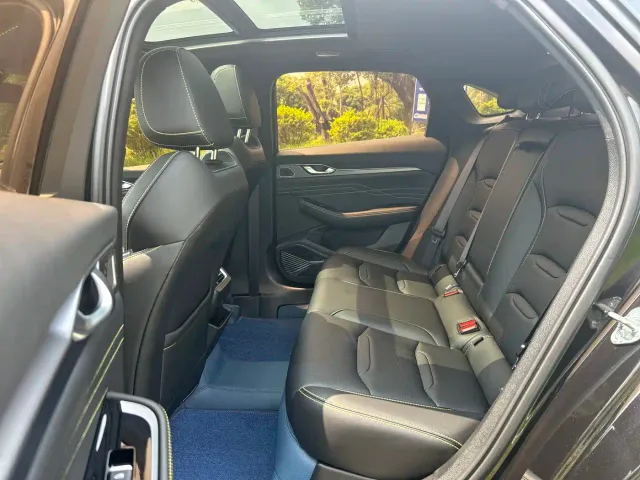 Geely Xingrui — Фото автомобиля 11