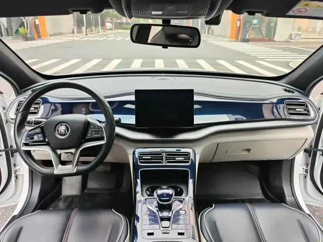 BYD Qin PLUS — Фото автомобиля 9