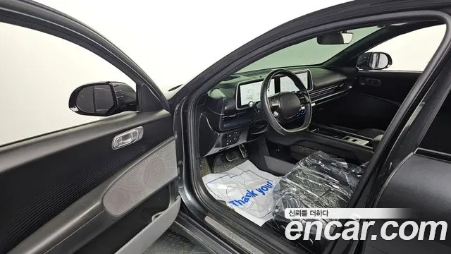 Hyundai Ioniq 6 — Фото автомобиля 10