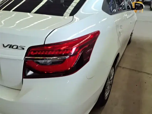 Toyota Vios — Фото автомобиля 7