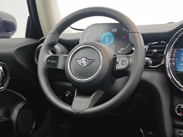 MINI Hatch — Фото автомобиля 9