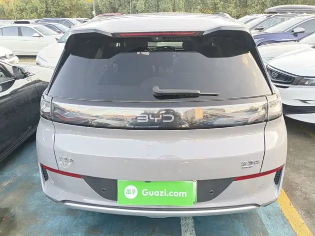 BYD Sealion 05 EV — Фото автомобиля 5