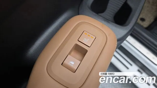Hyundai Santa Fe MX5 — Фото автомобиля 22