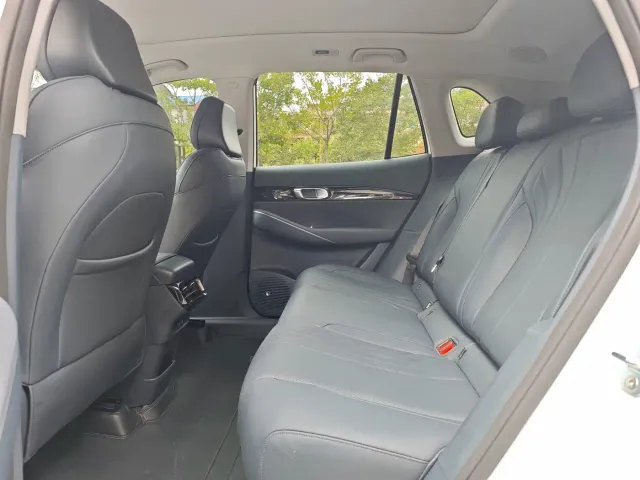 Geely Galaxy E5 — Фото автомобиля 6