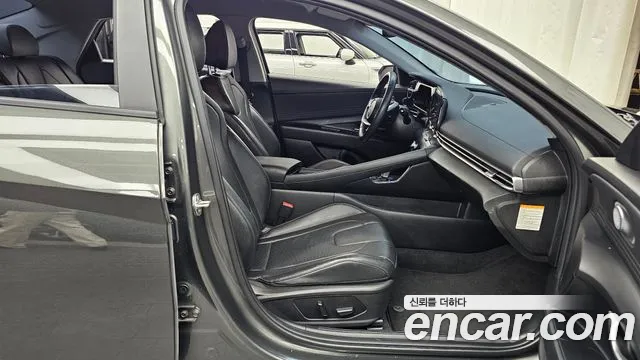 Hyundai Avante CN7 — Фото автомобиля 16