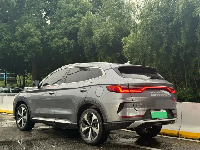 BYD Song PLUS — Фото автомобиля 6
