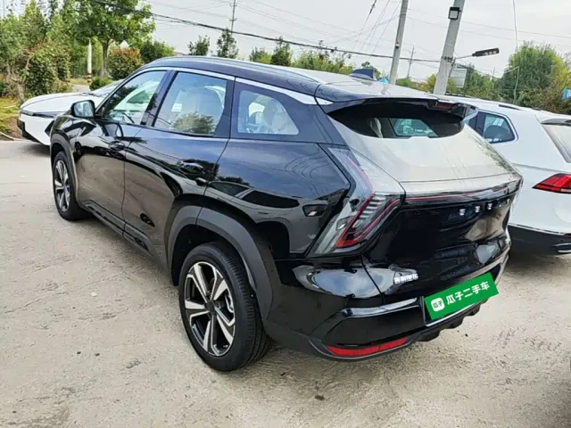 Geely Boyue L — Фото автомобиля 4