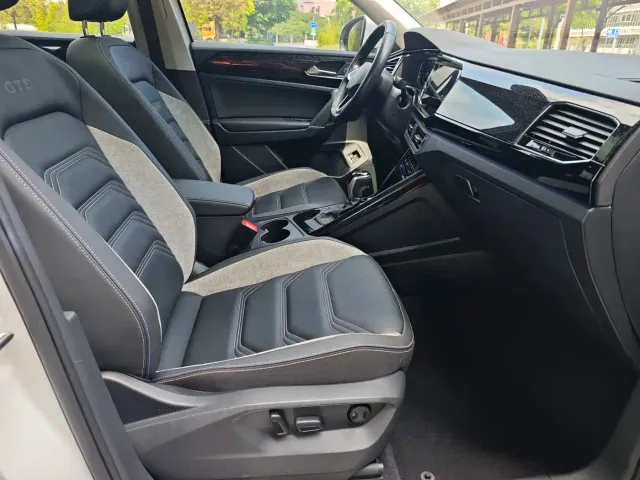 Volkswagen Tayron GTE Plug-in Hybrid — Фото автомобиля 13