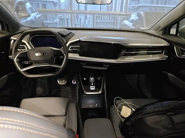 Audi Q4 e-tron — Фото автомобиля 9