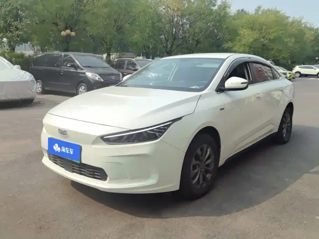 Фотография автомобиля — Geely Geometry A