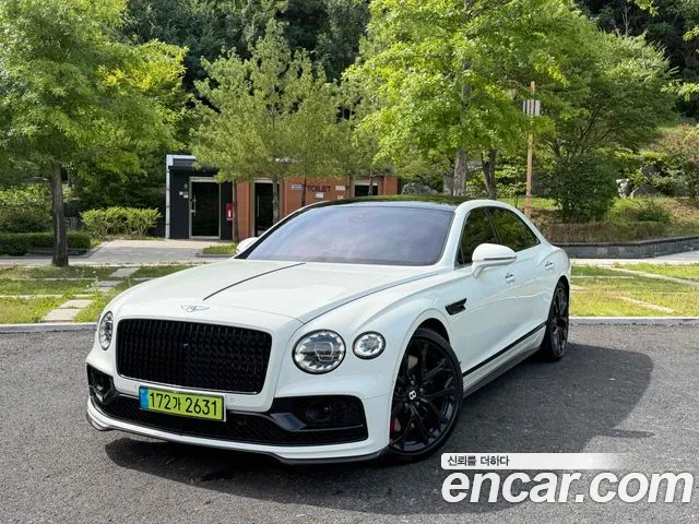 Фотография автомобиля — Bentley Flying Spur