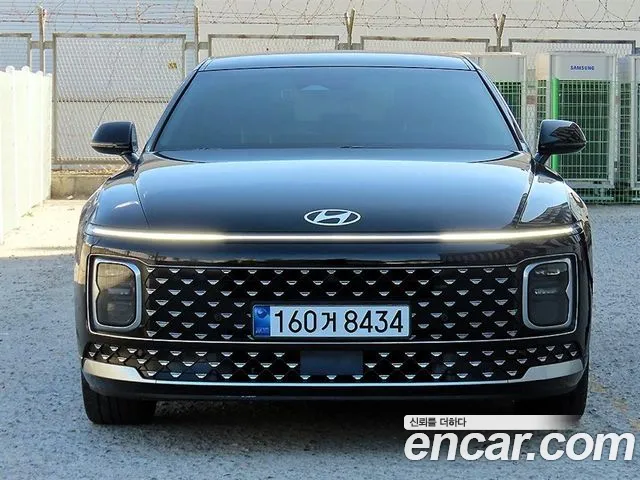 Hyundai Grandeur GN7 — Фото автомобиля 3
