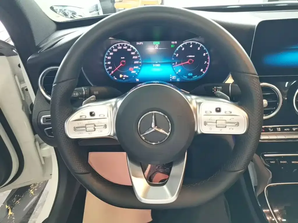 Mercedes-Benz Mercedes-Benz C-Class 2021 C 260 Starry Exclusive Edition — Фото автомобиля 10