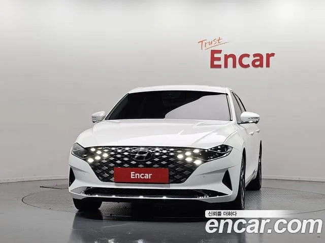 Фотография автомобиля — Hyundai Grandeur Grandeur (New) Hybrid