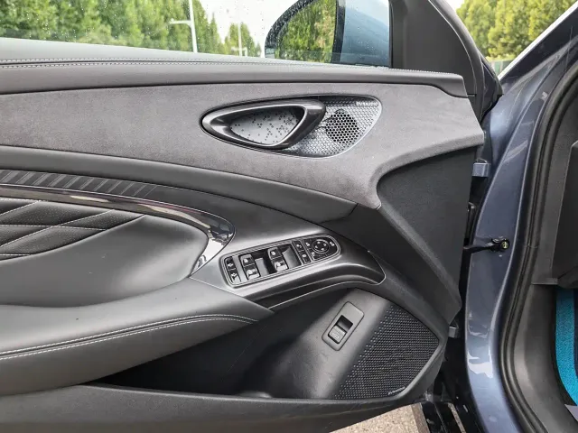 BYD Seal — Фото автомобиля 17