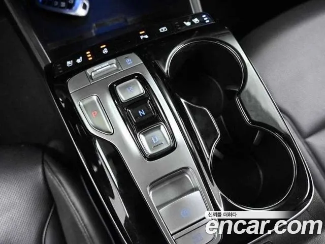 Hyundai Tucson Tucson (NX4) Дизель 2.0 2WD — Фото автомобиля 9