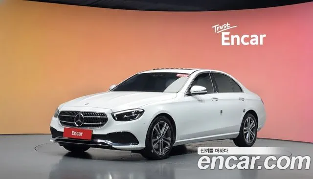 Фотография автомобиля — Mercedes-Benz E-Class W213