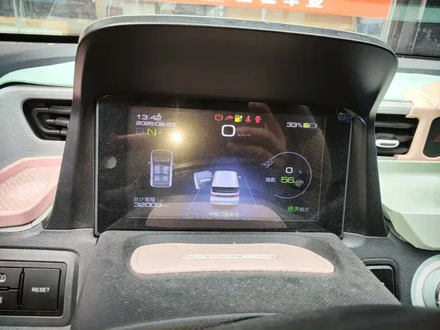 Wuling Hongguang Mini EV — Фото автомобиля 11