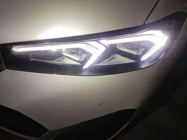 BMW 3 Series — Фото автомобиля 5