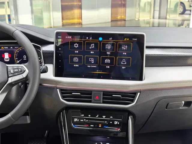 Volkswagen Tayron — Фото автомобиля 13