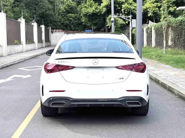 Mercedes-Benz C-Class — Фото автомобиля 4