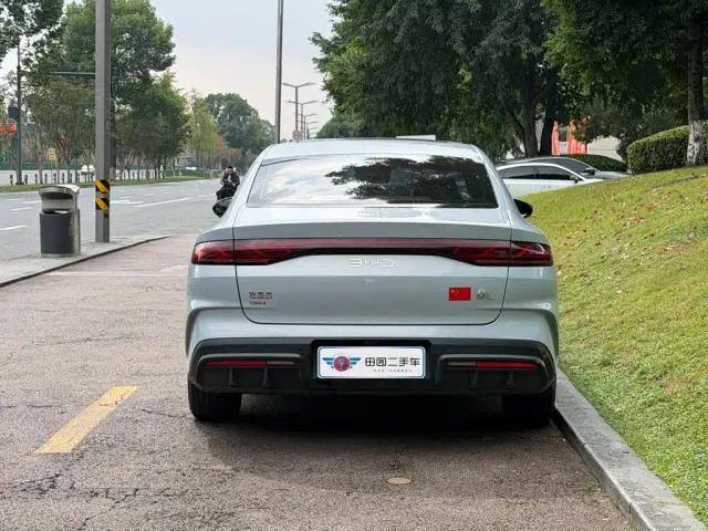 BYD Qin L — Фото автомобиля 5