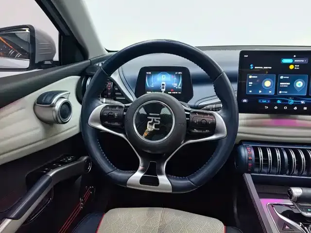 BYD Yuan PLUS — Фото автомобиля 13