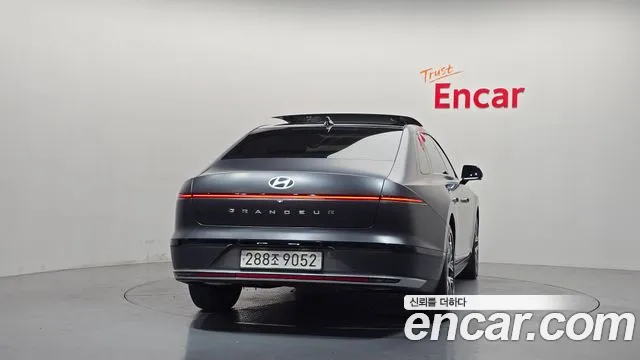 Hyundai Grandeur GN7 — Фото автомобиля 4