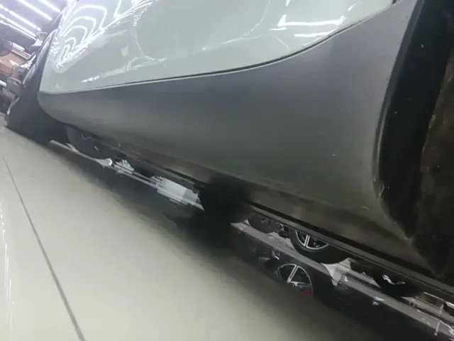 Tesla Model Y — Фото автомобиля 21