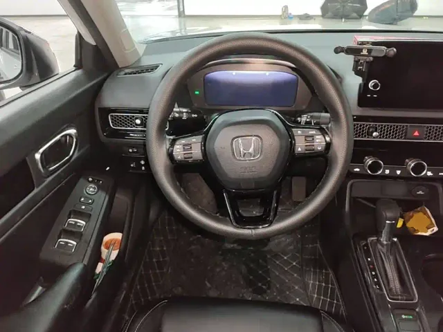 Honda Civic — Фото автомобиля 10