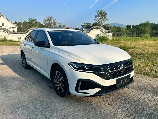 Фотография автомобиля — Volkswagen Lavida