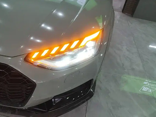 Audi A4 — Фото автомобиля 23
