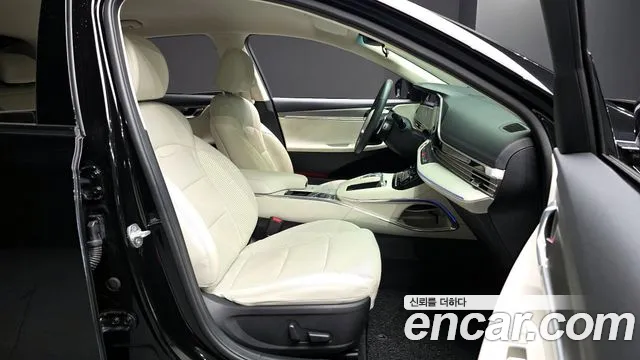 Hyundai Grandeur Новый Grandeur IG — Фото автомобиля 26