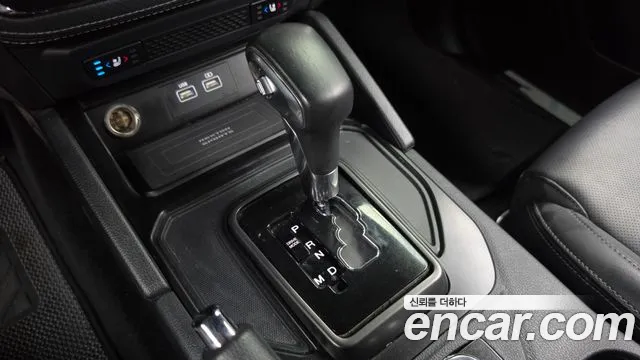 KG_Mobility_Ssangyong Rexton Новый Rexton Sport Khan Дизель 2.2 4WD — Фото автомобиля 9