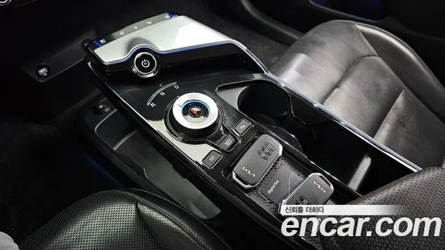 Kia EV6 — Фото автомобиля 9