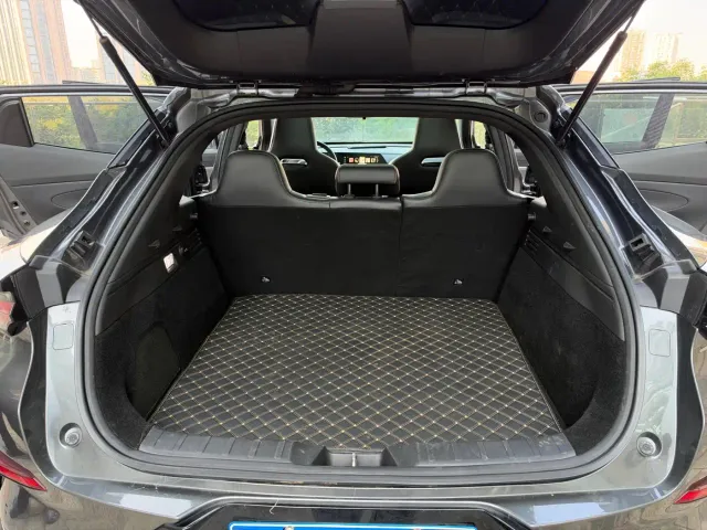 Changan UNI-T — Фото автомобиля 11
