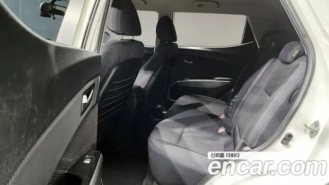 KG_Mobility_Ssangyong TIBOLI Very New Tivoli Бензин 1.5 2WD — Фото автомобиля 12