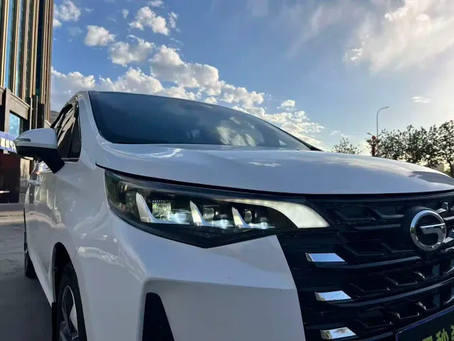 GAC Trumpchi M6 — Фото автомобиля 15