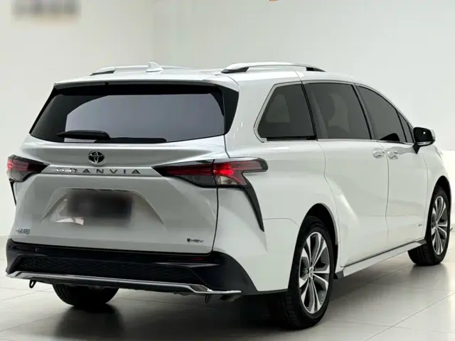 Toyota Granvia — Фото автомобиля 19