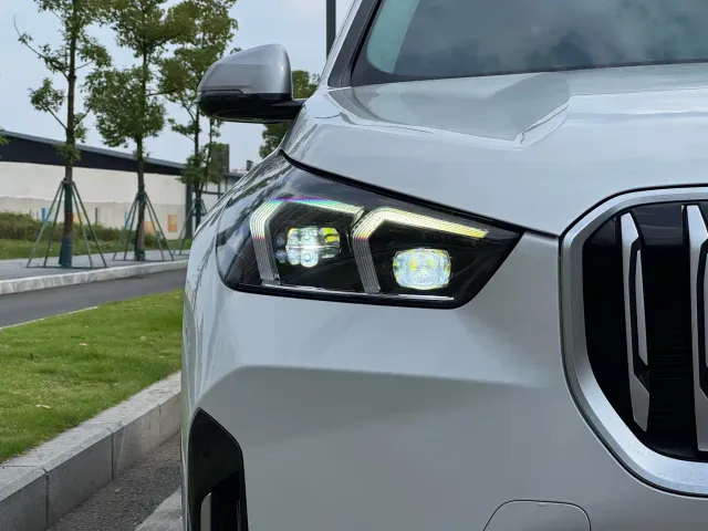 BMW X1 — Фото автомобиля 15