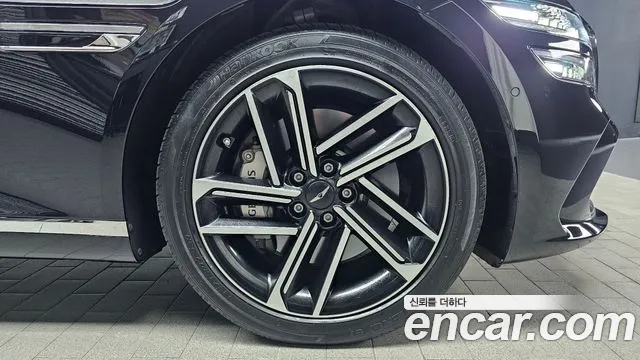 Genesis G80 RG3 — Фото автомобиля 6